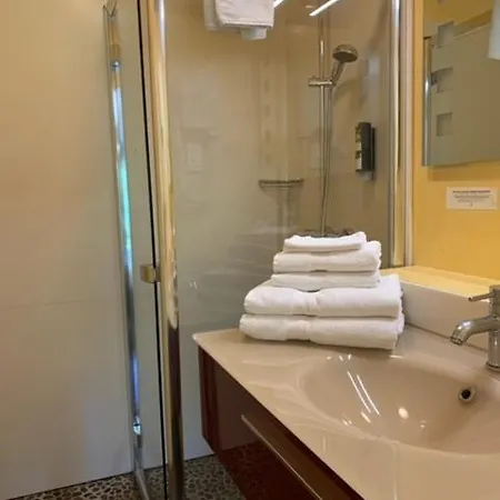 Logis De La Riviere Hotel Les Velluire-sur-Vendee