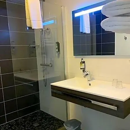 Logis Auberge De La Riviere 3*