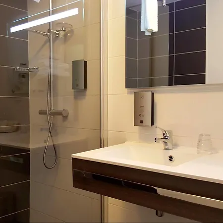 Logis De La Riviere 3*