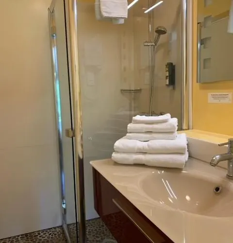 Logis De La Riviere 호텔 벨뤼르