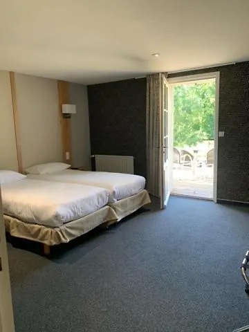 Logis De La Riviere 3* 벨뤼르