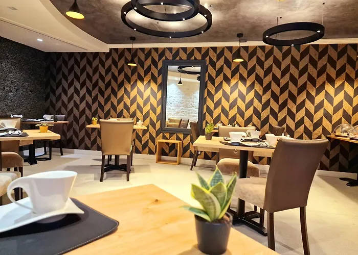 Logis De La Riviere 3*