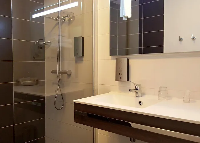 Logis De La Riviere 3*