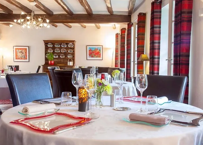 Logis De La Riviere 벨뤼르